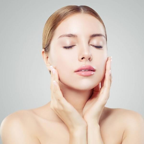 Hyaluronic Smooth And Filler Facial – Serbest Radikallere ve Yaşlanmaya Karşı